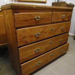 687 8427 CHEST OF DRAWERS